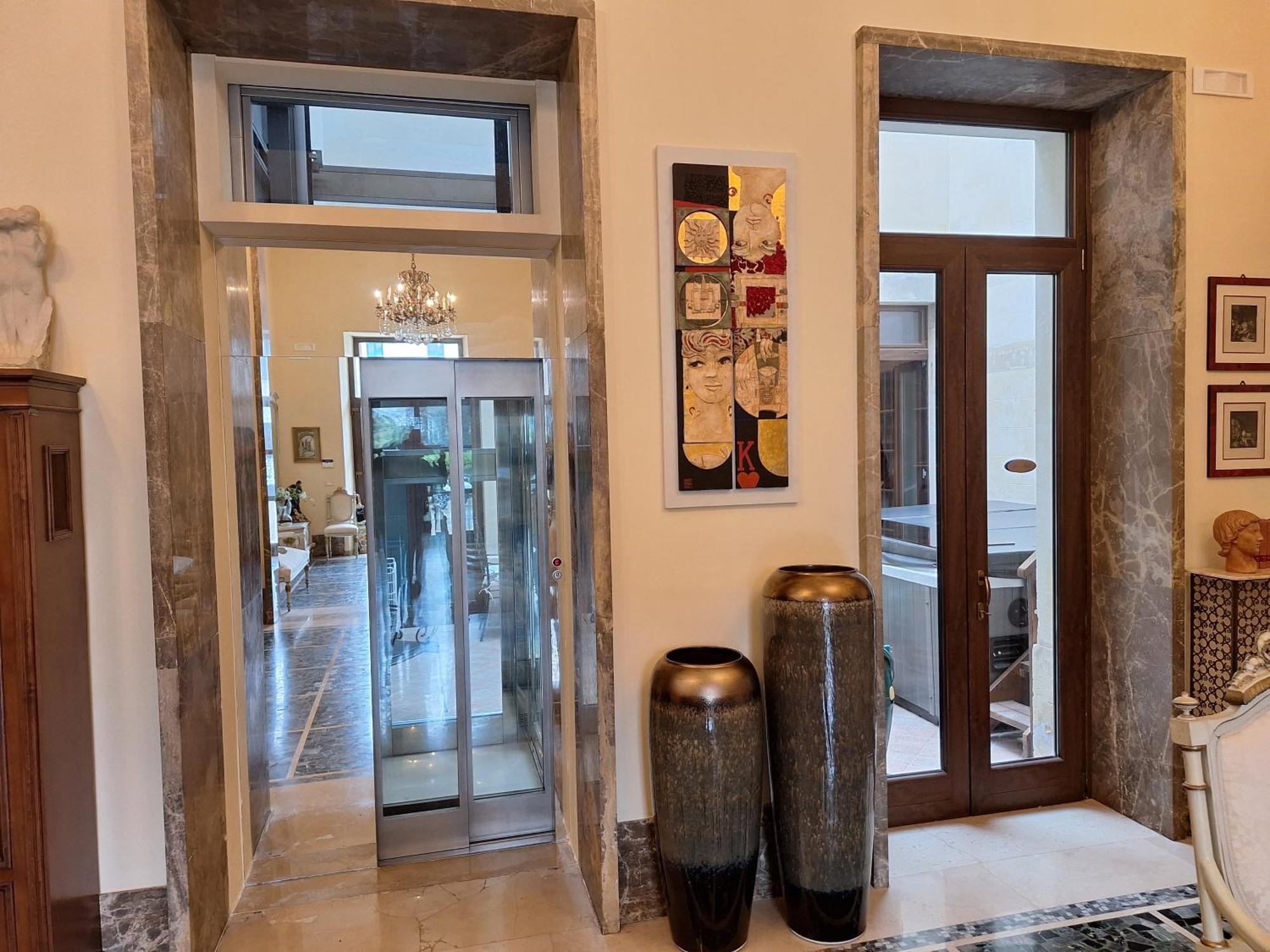 Dimora Charleston Lecce Parcheggio Privato In Loco Gratis Acomodação com café da manhã Exterior foto