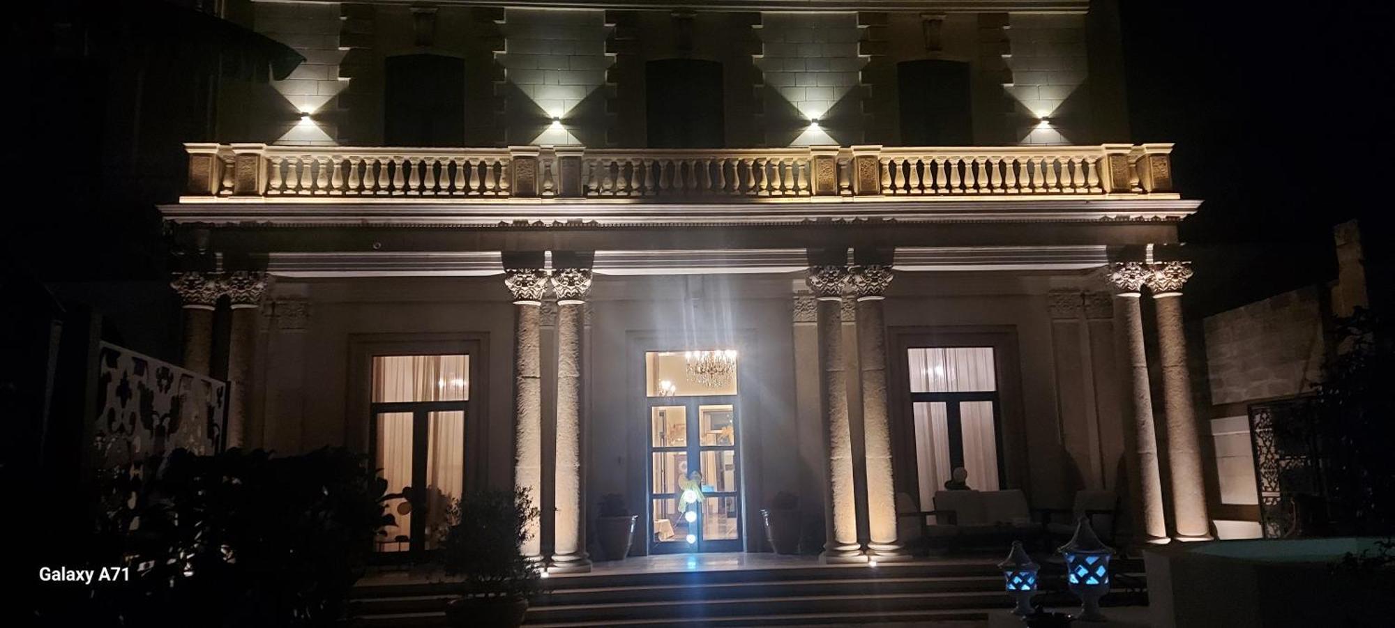 Dimora Charleston Lecce Parcheggio Privato In Loco Gratis Acomodação com café da manhã Exterior foto