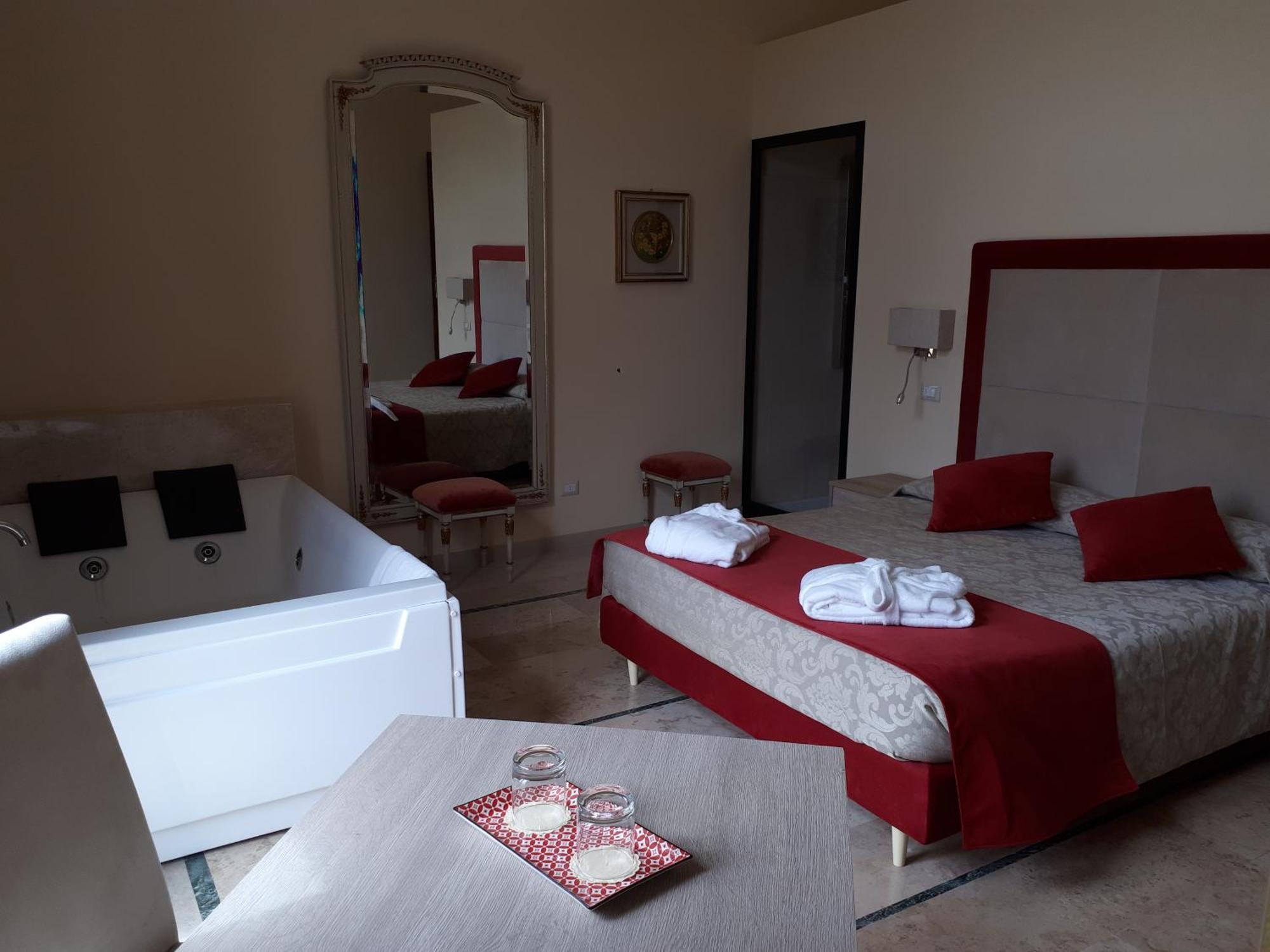 Dimora Charleston Lecce Parcheggio Privato In Loco Gratis Acomodação com café da manhã Quarto foto